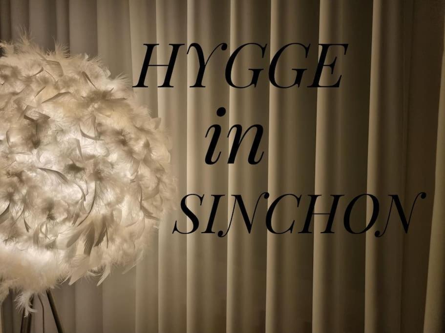Hygge In Sinchon Apartment